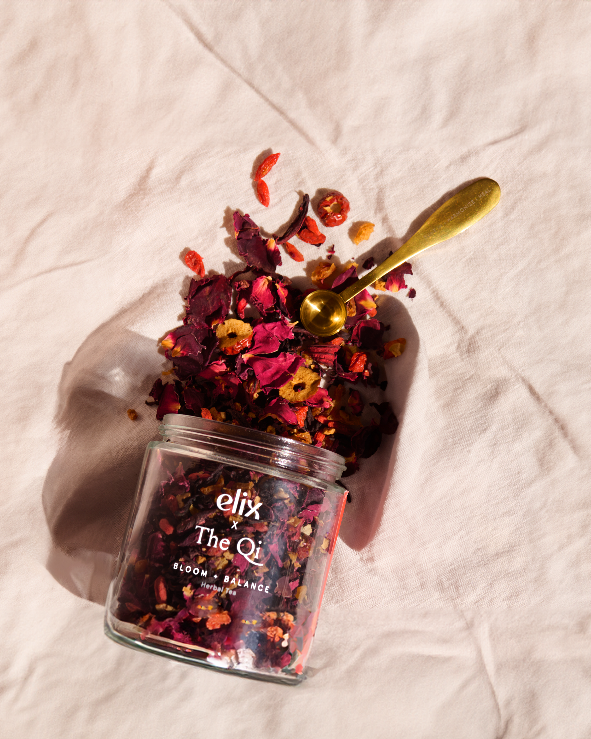 Bloom + Balance Herbal Tea The Qi