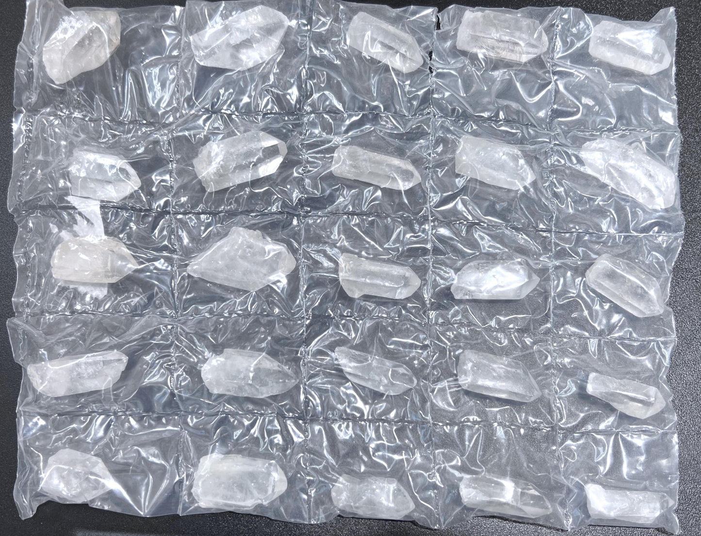 Clear Quartz Crystal Points (25 Pieces) Assorted Flat Pack Rough Raw Gemstones Bulk Wholesale - Solar Luxe Metaphysical Store