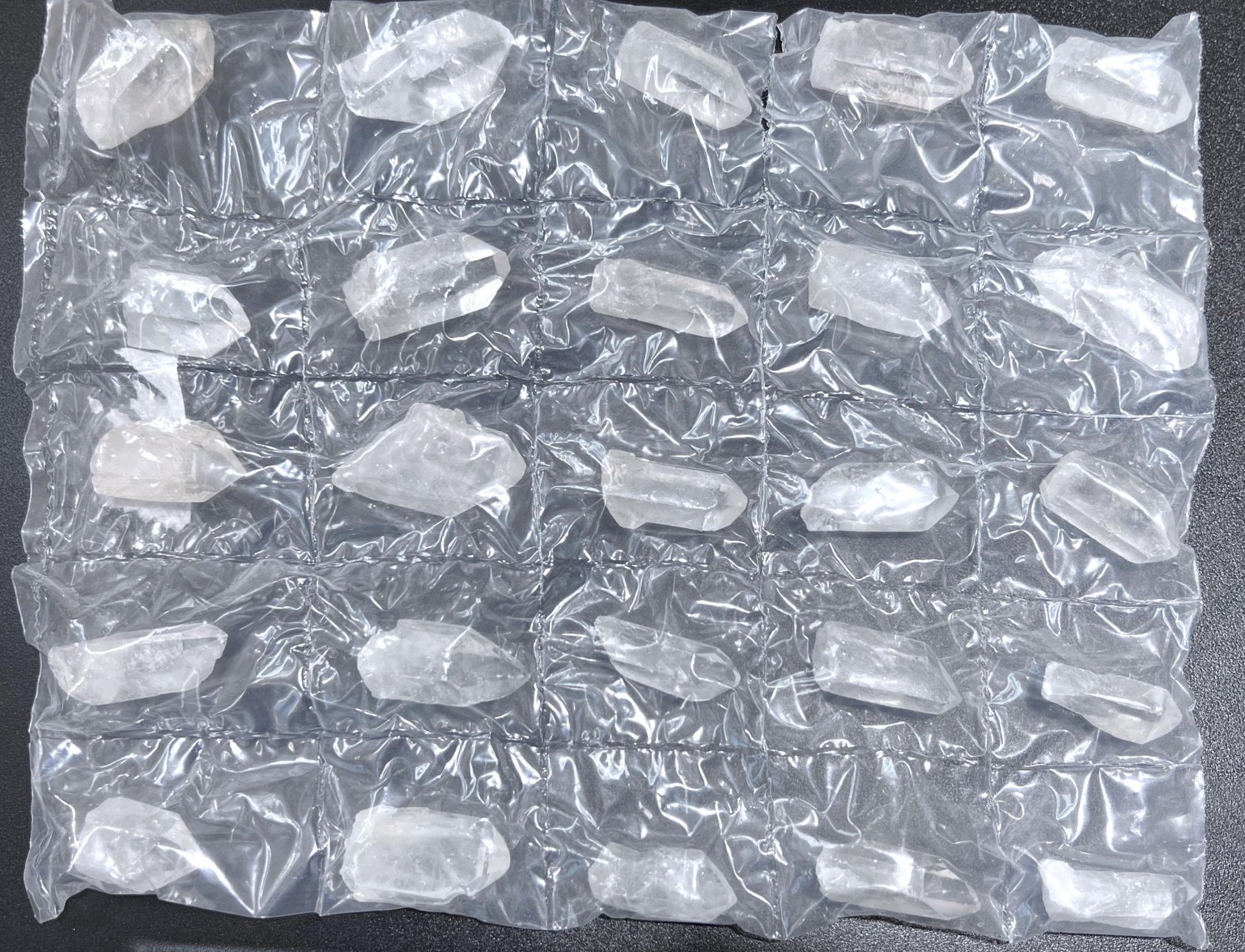 Clear Quartz Crystal Points (25 Pieces) Assorted Flat Pack Rough Raw Gemstones Bulk Wholesale - Solar Luxe Metaphysical Store
