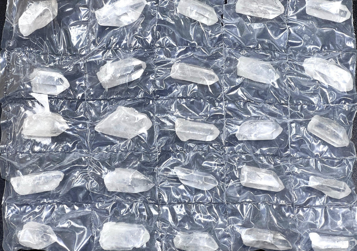 Clear Quartz Crystal Points (25 Pieces) Assorted Flat Pack Rough Raw Gemstones Bulk Wholesale - Solar Luxe Metaphysical Store