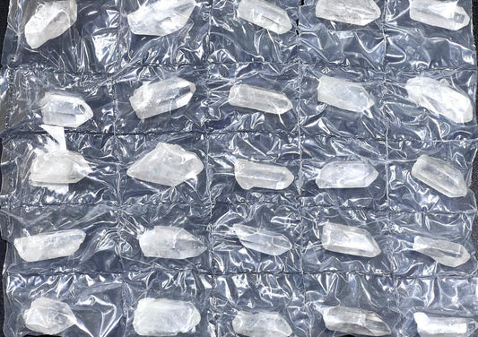 Clear Quartz Crystal Points (25 Pieces) Assorted Flat Pack Rough Raw Gemstones Bulk Wholesale - Solar Luxe Metaphysical Store