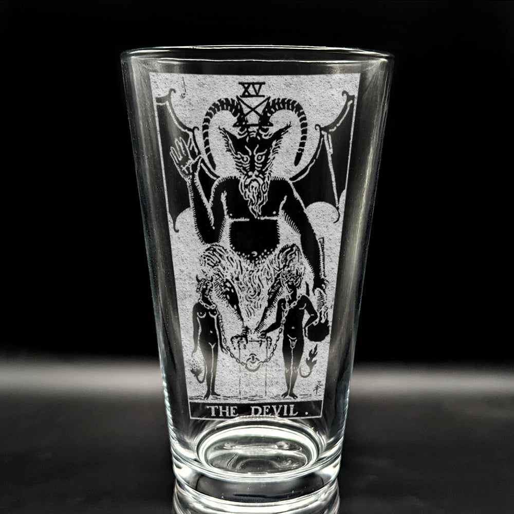 RIDER-WAITE TAROT CARD Pint Glasses by LumEngrave VYSN