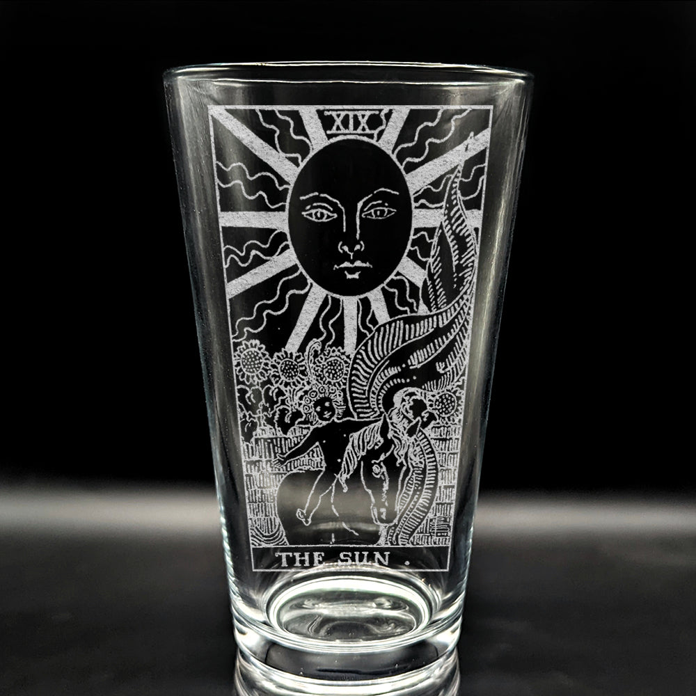 RIDER-WAITE TAROT CARD Pint Glasses by LumEngrave VYSN